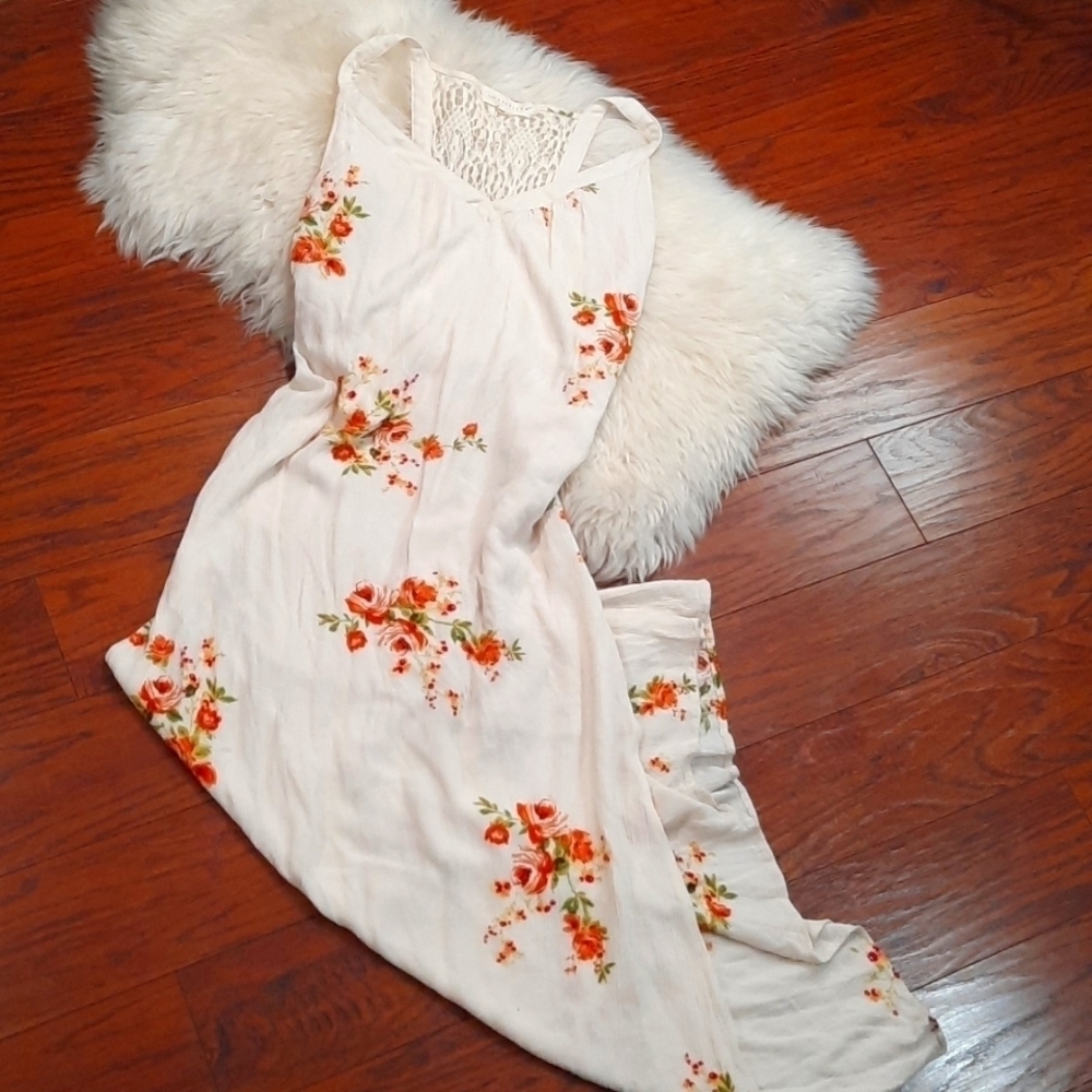 Lovestitch Beige Floral Lace Back Maxi Dress